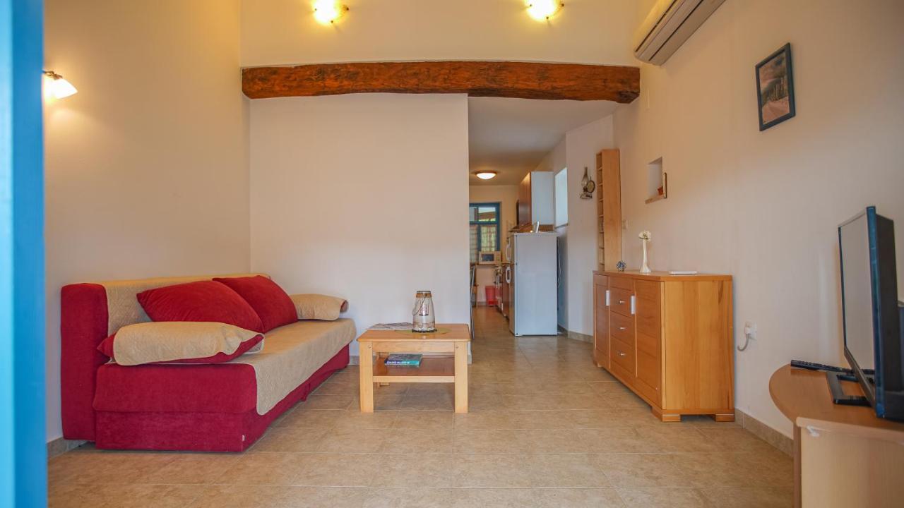 Holiday Home Grimalda מראה חיצוני תמונה