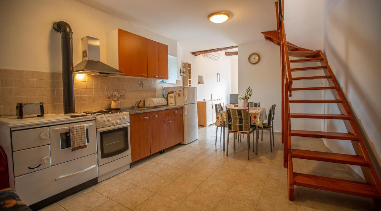 Holiday Home Grimalda מראה חיצוני תמונה