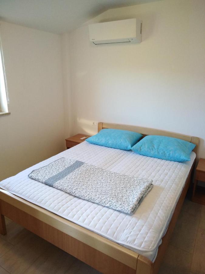 Holiday Home Grimalda מראה חיצוני תמונה